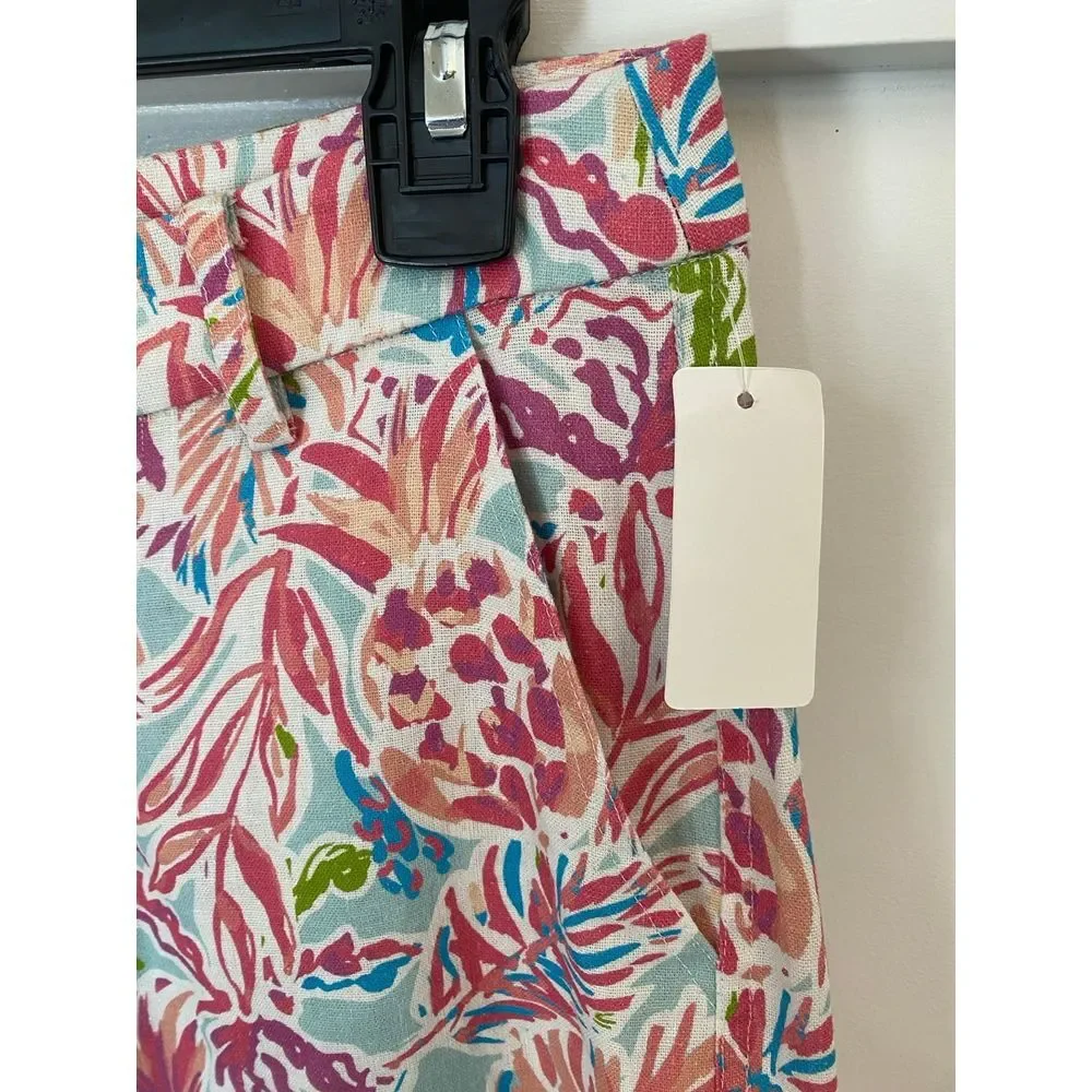 Women's‎ Pineapple pattern shorts size 6
